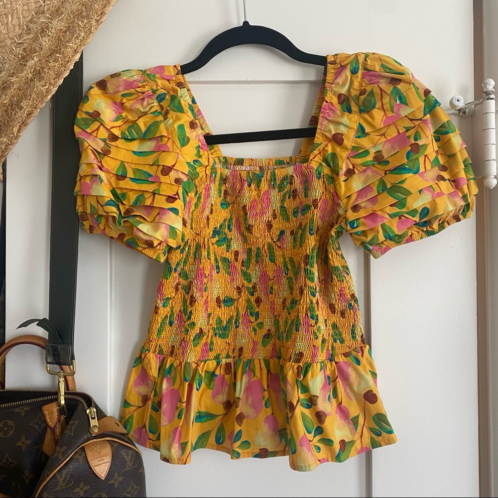 FARM RIO smocked top with puff sleeves